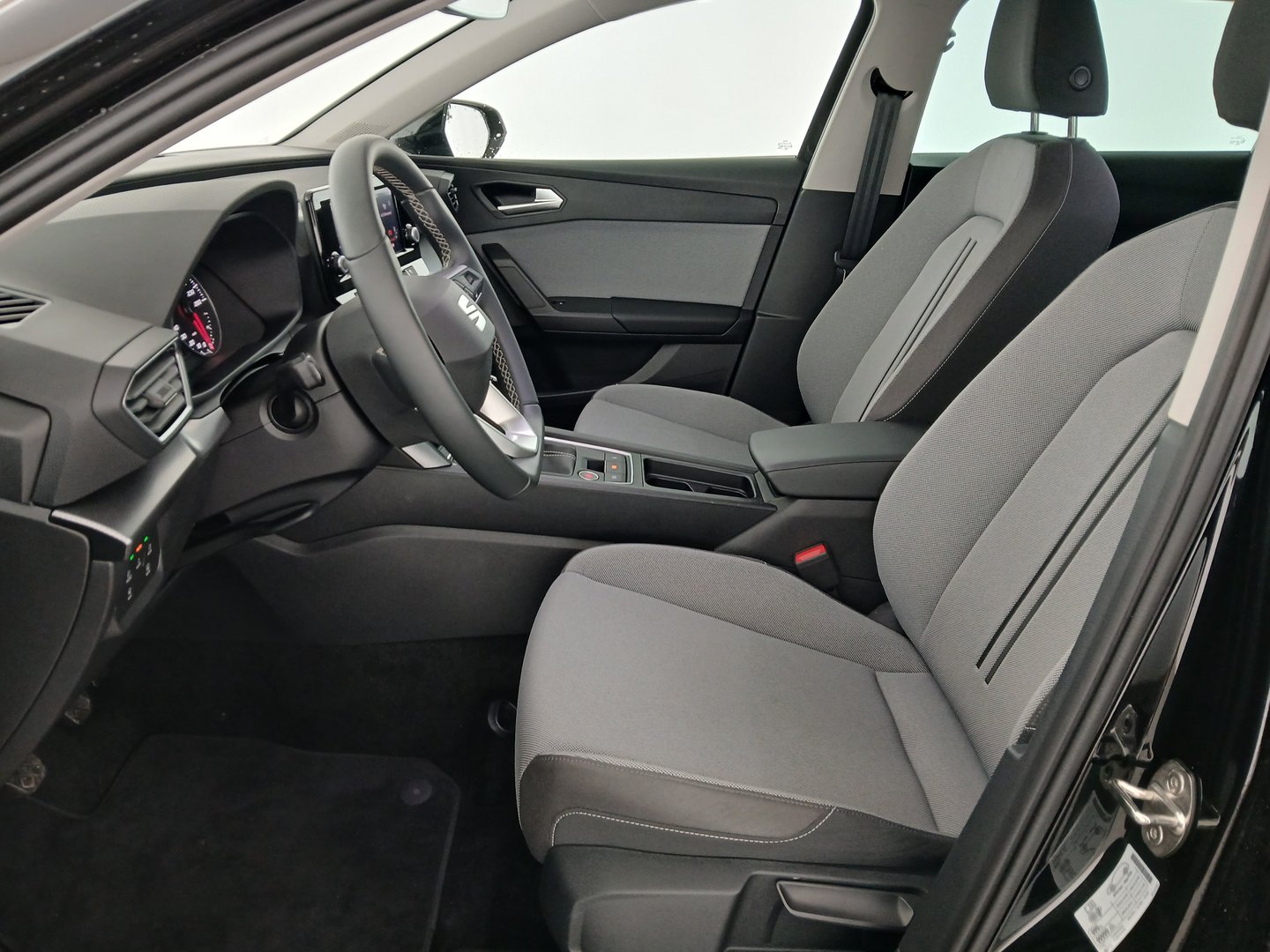 SEAT Leon SP Kombi Austria Edition 1.0TSI 110 | Bild 14 von 32