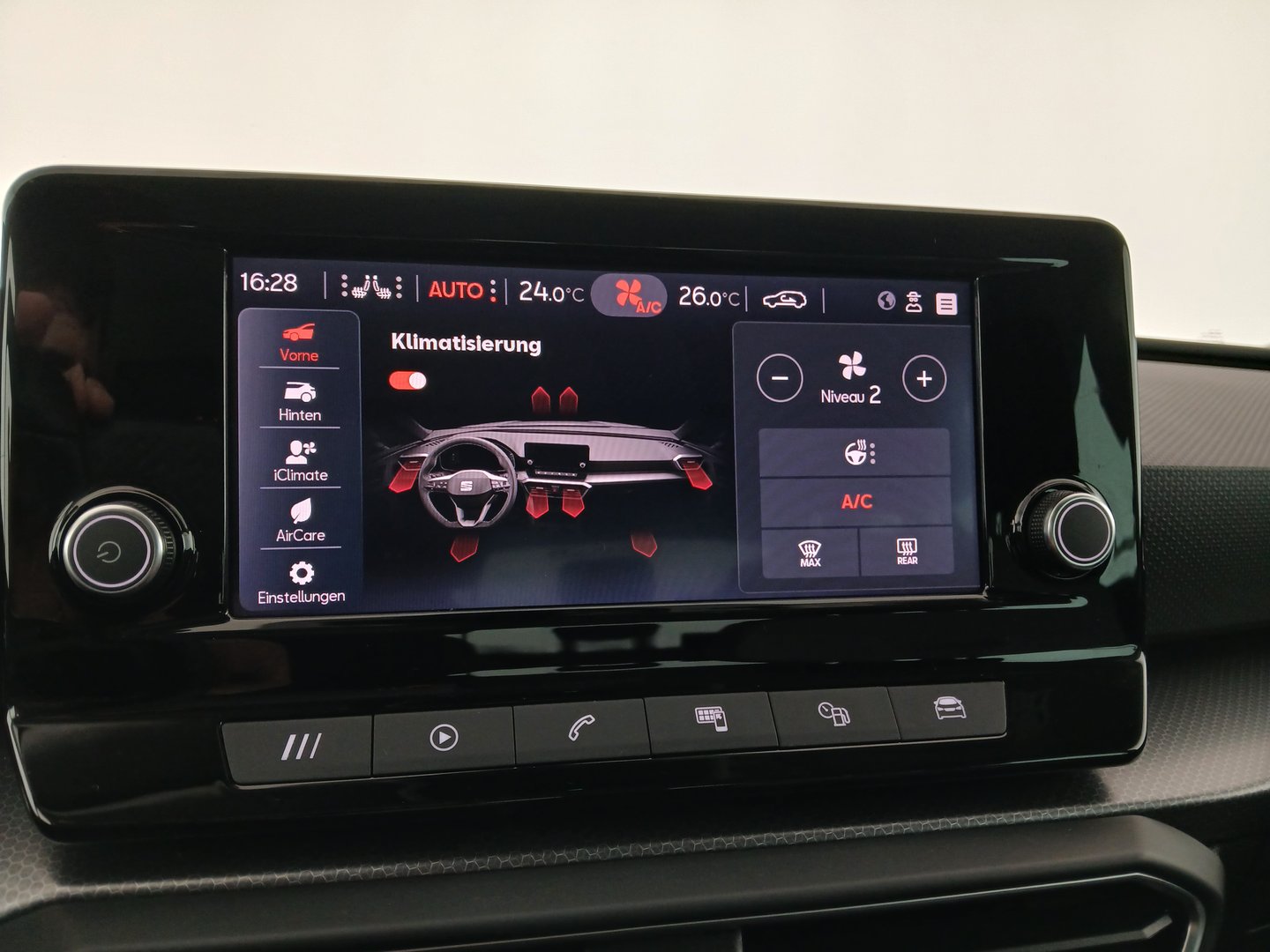 SEAT Leon SP Kombi Austria Edition 1.0TSI 110 | Bild 21 von 32