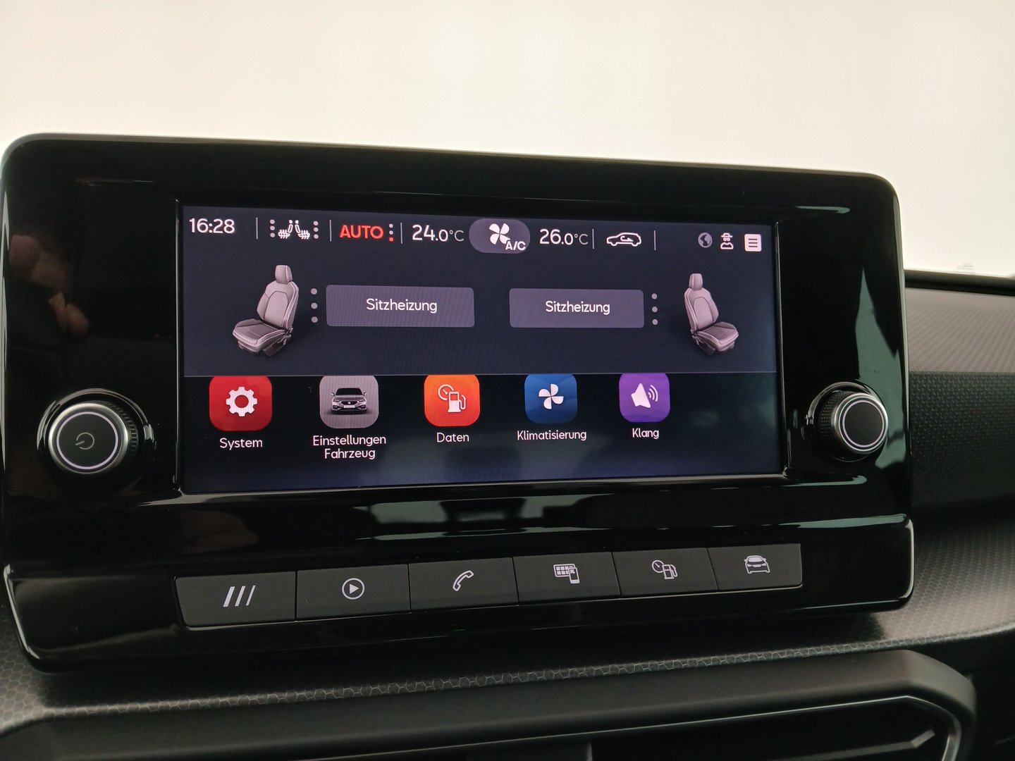 SEAT Leon SP Kombi Austria Edition 1.0TSI 110 | Bild 22 von 32