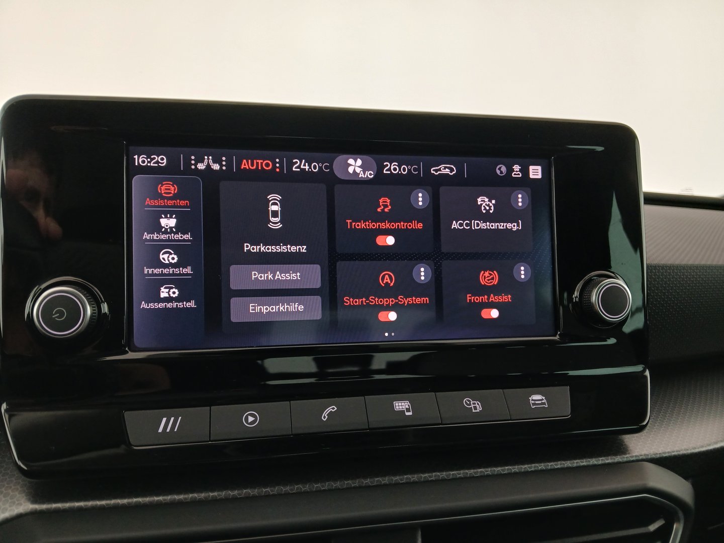 SEAT Leon SP Kombi Austria Edition 1.0TSI 110 | Bild 23 von 32