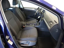 VW Golf Variant TDI SCR in Atlantic Blue Metallic