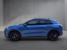 VW T-Roc R-Line eTSI DSG in Celestial Blue