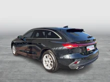 Audi A5 Avant 35 TFSI in 0E Mythosschwarz Metallic