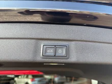 Audi A5 Avant 35 TFSI in 0E Mythosschwarz Metallic