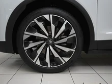 Thumbnail-Foto von Fahrzeug