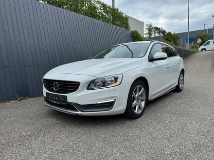 Volvo V60 D2 Kinetic Powershift