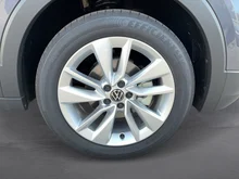 VW T-Cross Friends TSI in Rauchgrau Metallic