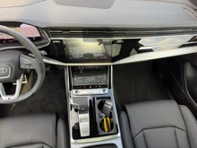 Audi Q8 50 TDI quattro in Daytonagrau Perleffekt