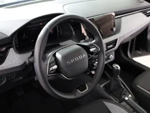 Škoda Kamiq Selection TSI in Black-Magic Perleffekt