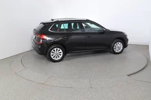 Škoda Kamiq Selection TSI in Black-Magic Perleffekt