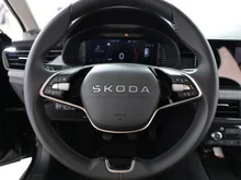 Škoda Kamiq Selection TSI in Black-Magic Perleffekt
