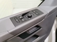VW Transporter Kombi TDI in Candyweiß