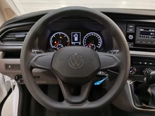 VW Transporter Kombi TDI in Candyweiß