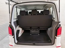 VW Transporter Kombi TDI in Candyweiß