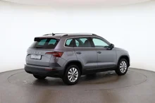 Škoda Karoq 4x4 Selection TDI DSG in Graphit-Grau Metallic