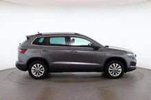 Škoda Karoq 4x4 Selection TDI DSG in Graphit-Grau Metallic
