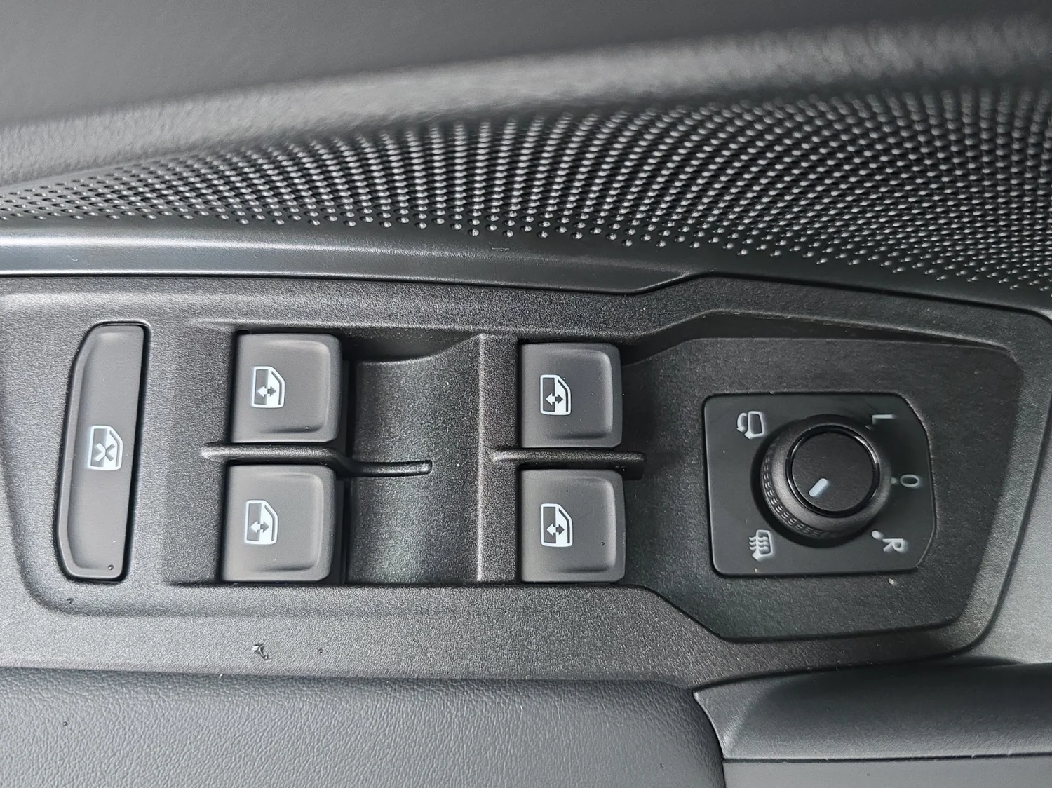 Bild eines VW Tiguan Friends eHybrid DSG 150 kW