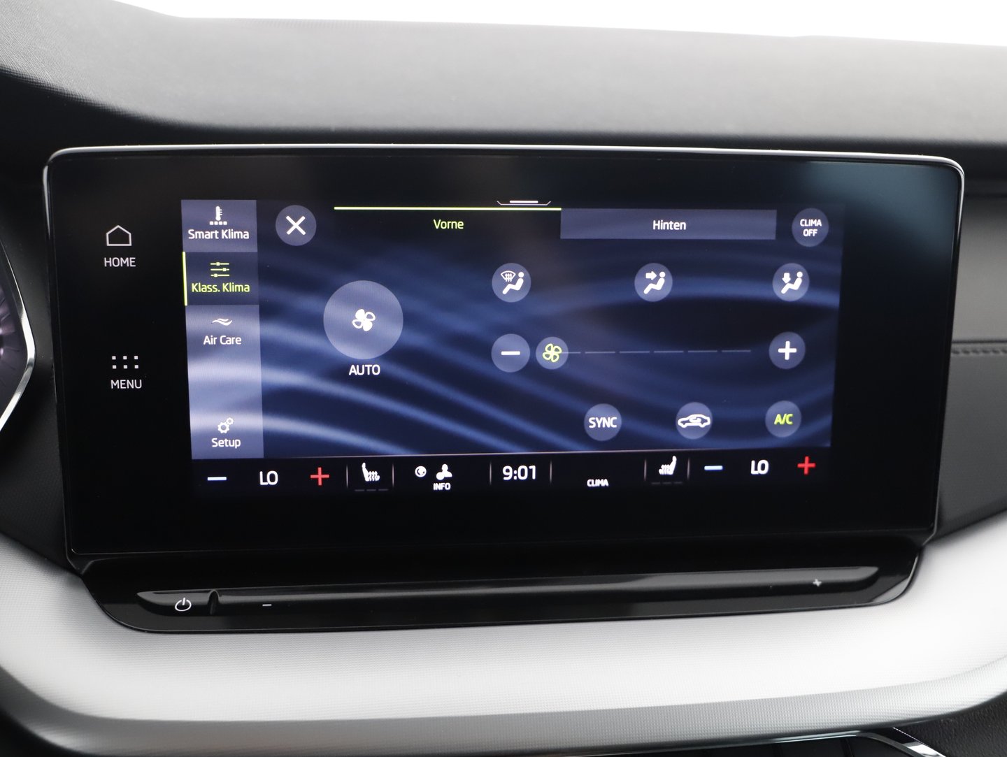 Škoda OCTAVIA Combi Ambition TDI DSG | Bild 16 von 23