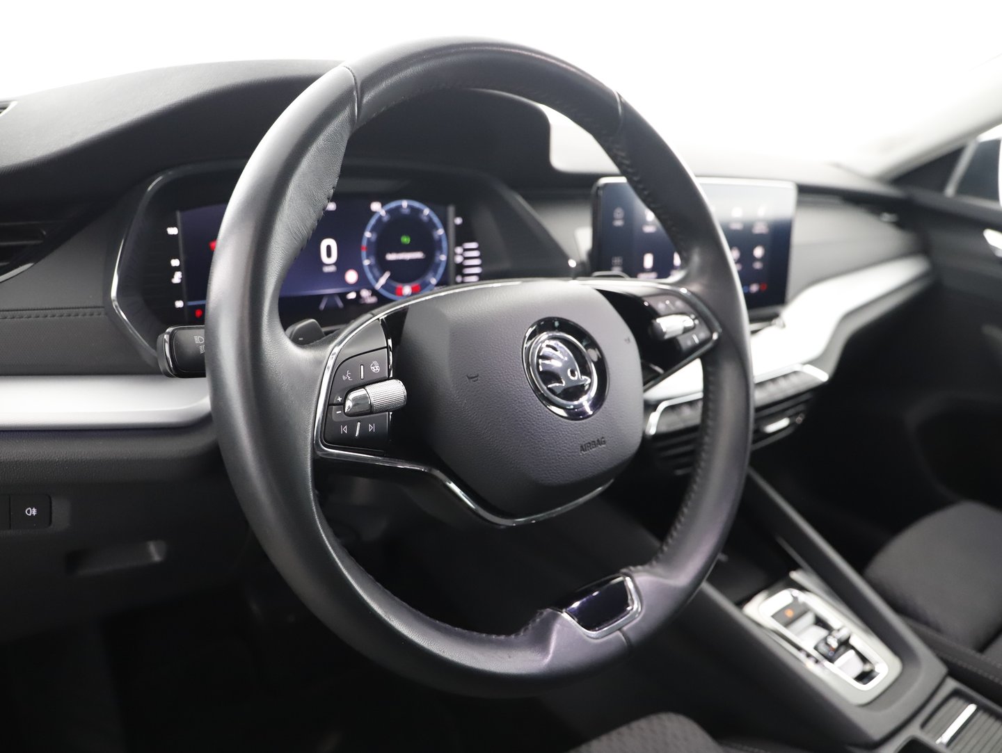 Škoda OCTAVIA Combi Ambition TDI DSG | Bild 8 von 23