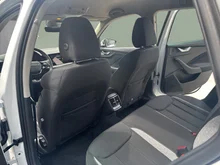 Škoda Kamiq Selection TSI DSG in Moon-Weiß Metallic