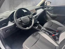 Škoda Kamiq Selection TSI DSG in Moon-Weiß Metallic