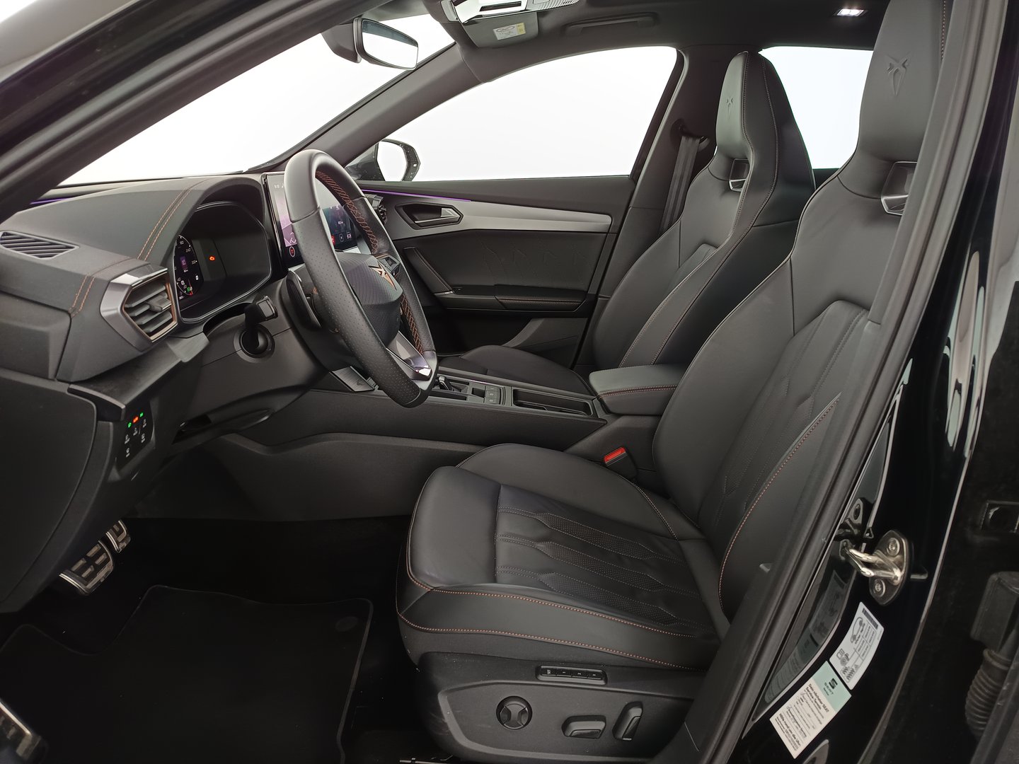 CUPRA Formentor VZ e-HYBRID 245 PS DSG | Bild 13 von 40