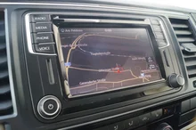 VW Multivan Generation SIX TDI EU6 in candyweiß