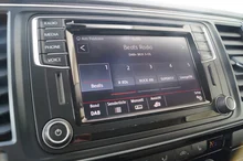 VW Multivan Generation SIX TDI EU6 in candyweiß