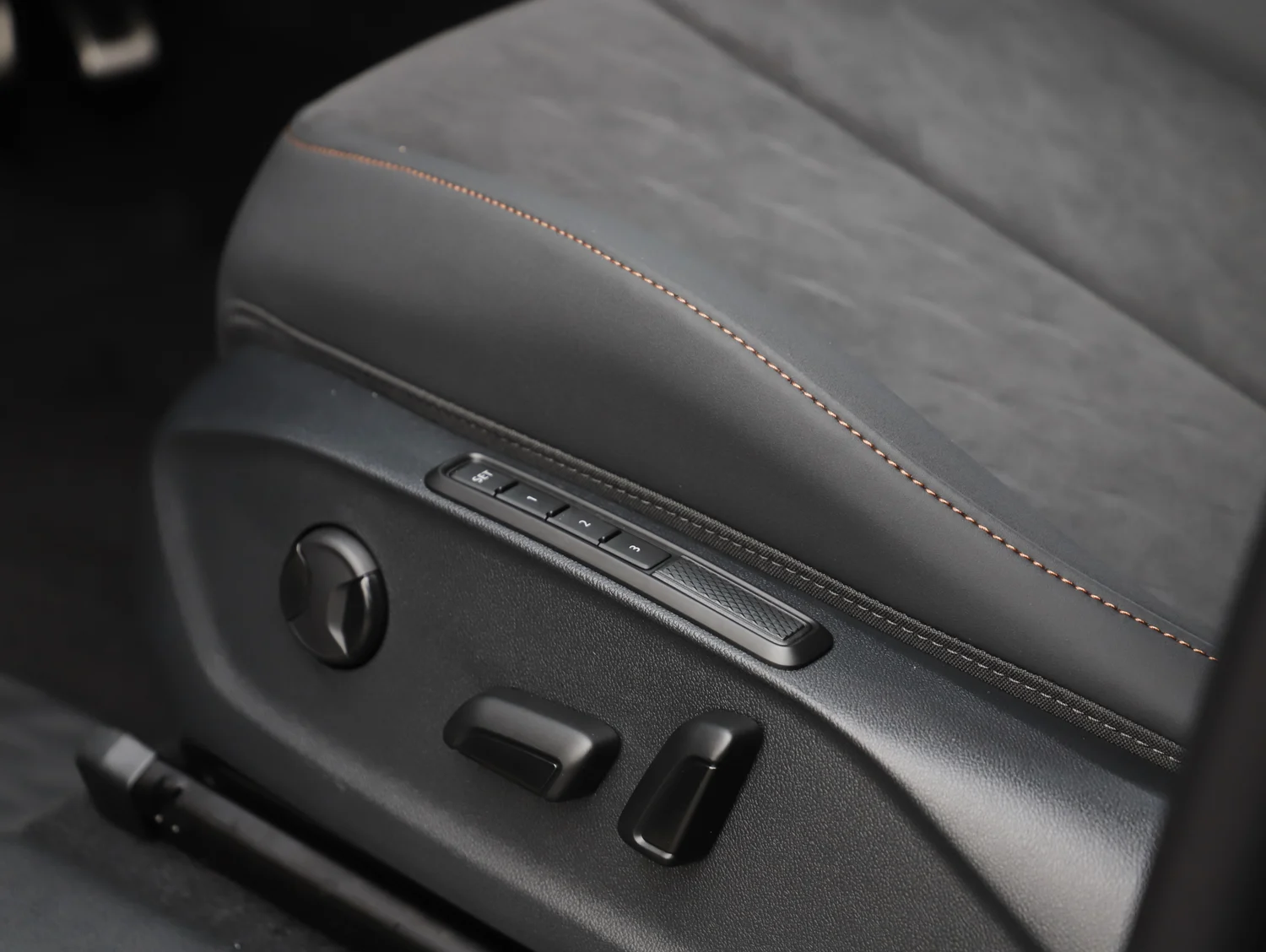 Bild eines CUPRA Terramar 1.5 e-TSI 150 PS DSG