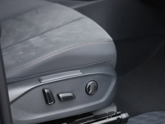 Bild eines CUPRA Terramar 1.5 e-TSI 150 PS DSG