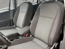 VW Tiguan TSI ACT in Nightshade Blue Metallic