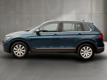 VW Tiguan TSI ACT in Nightshade Blue Metallic