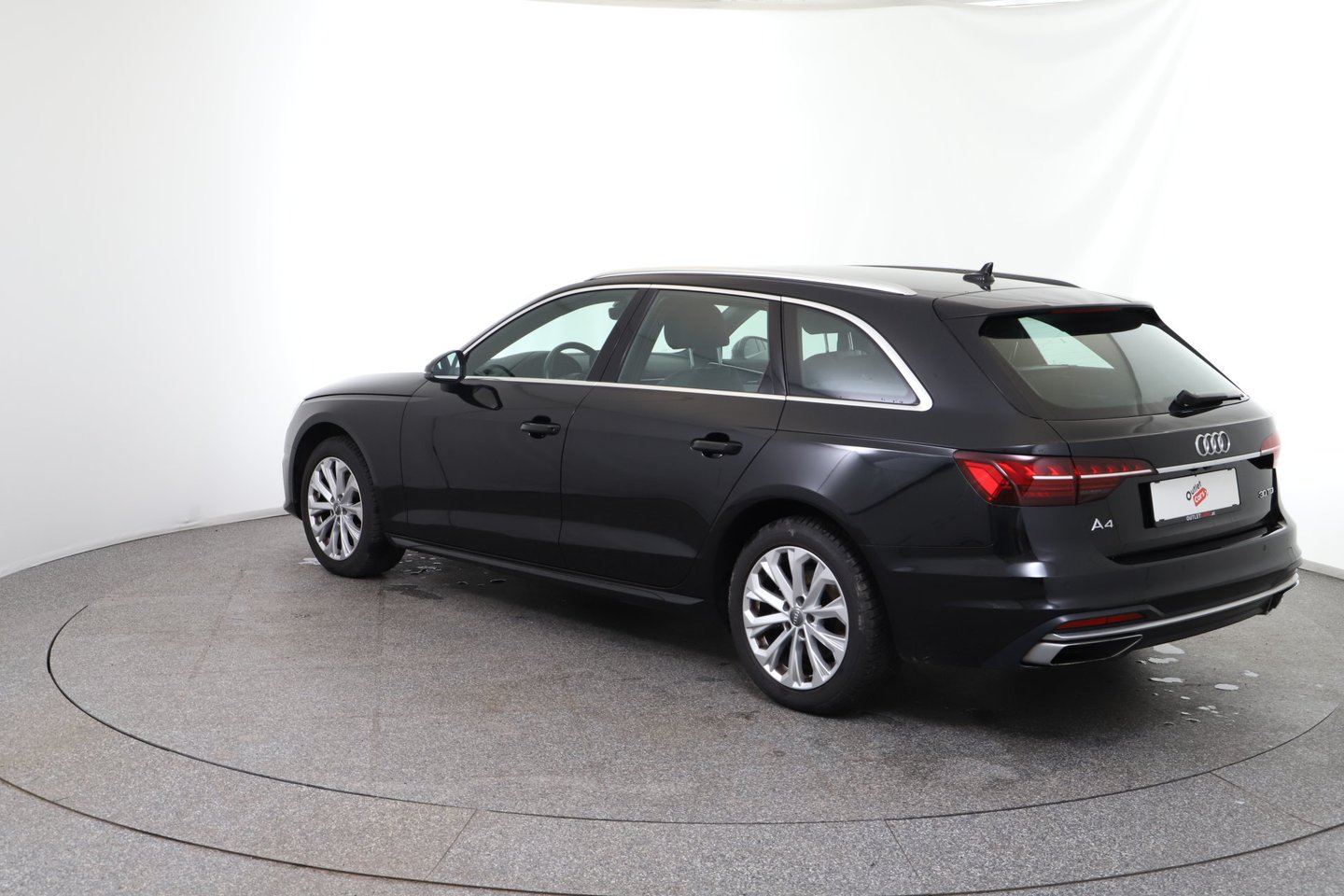 Audi A4 Avant 30 TDI advanced | Bild 3 von 29