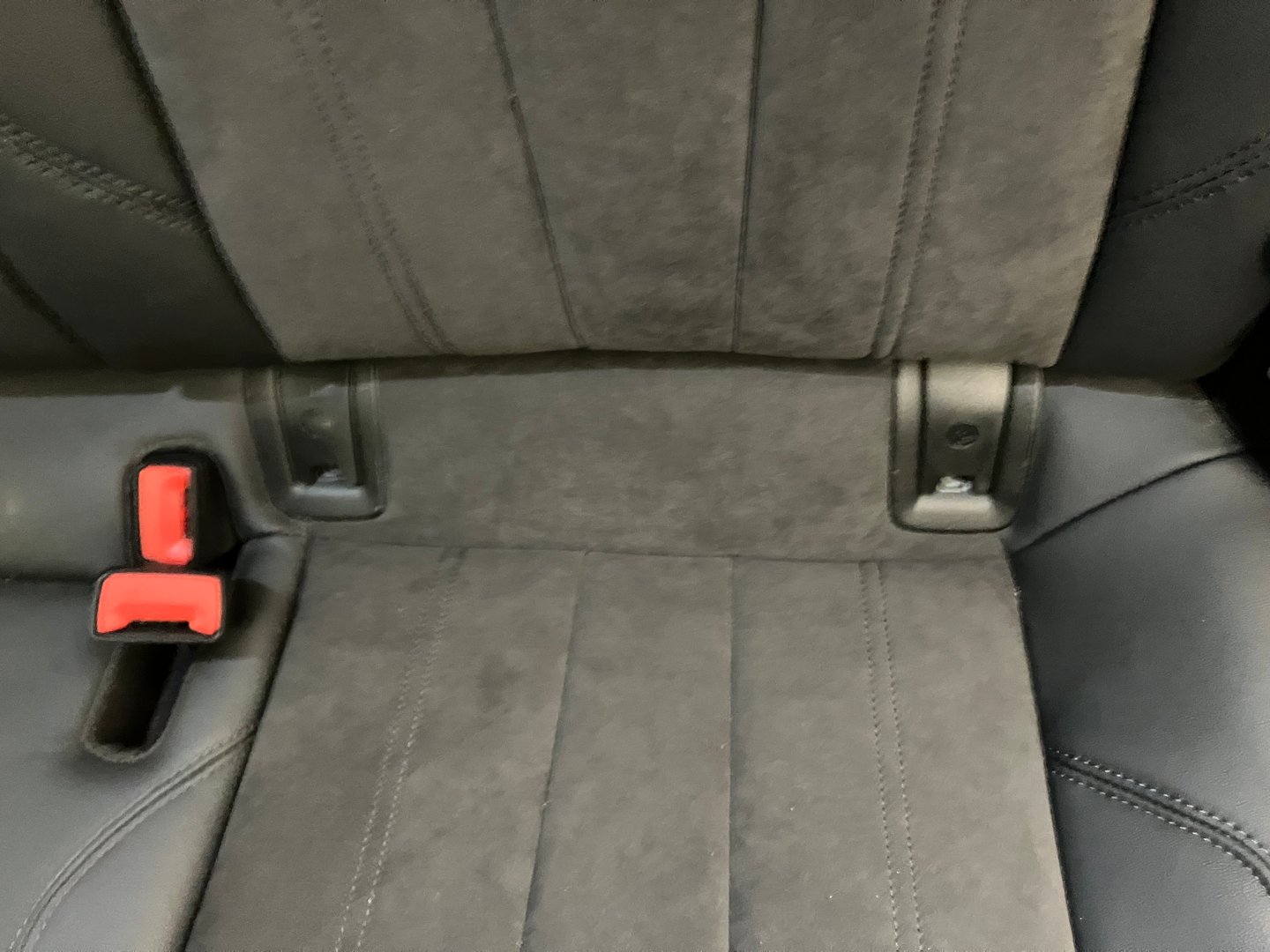 Audi A4 Avant 30 TDI advanced | Bild 23 von 29