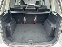 VW Touran TDI in Reflexsilber Metallic