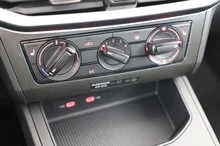 SEAT Arona Reference Edition 1.0 TSI in Magnet-Grau Metallic