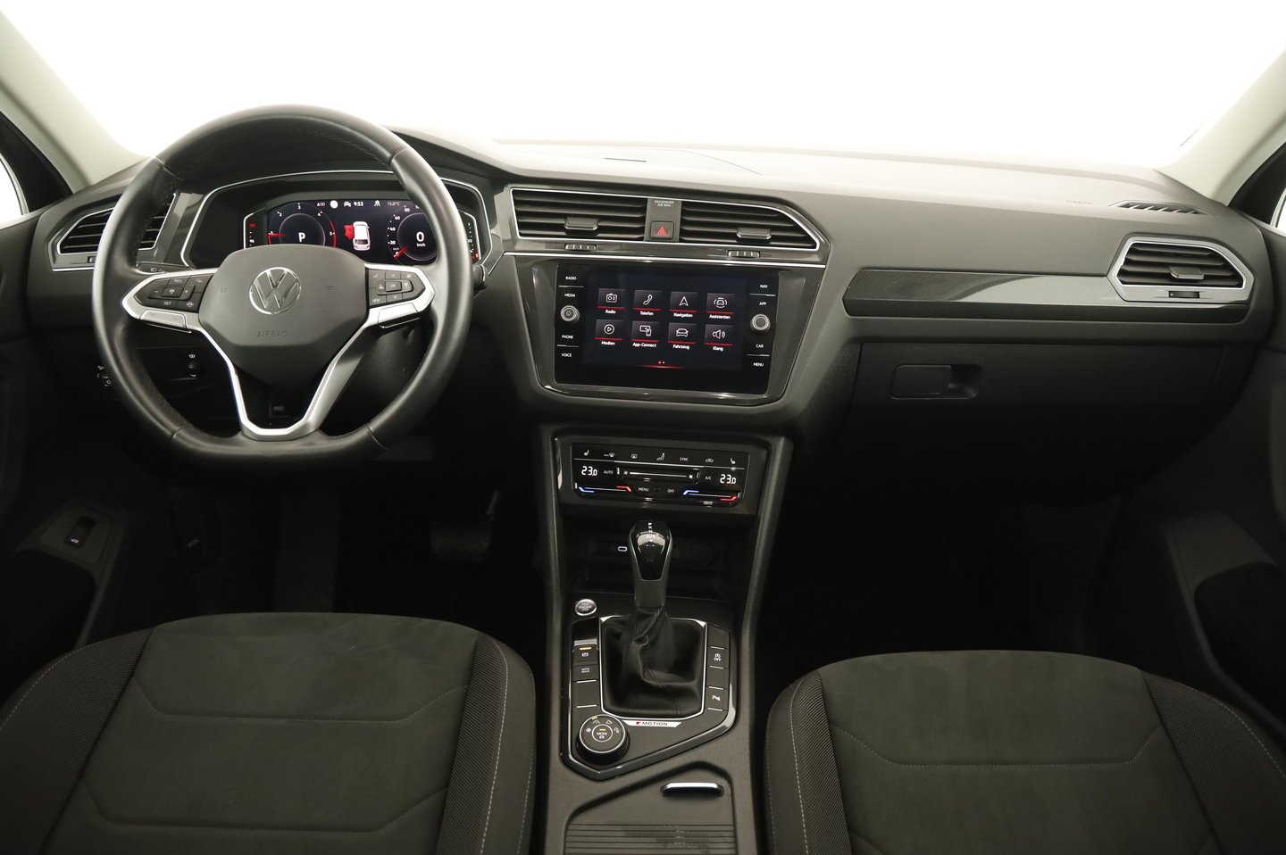 VW Tiguan Elegance TDI SCR 4MOTION DSG | Bild 5 von 24