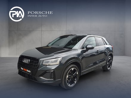 Audi Q2 35 TFSI admired