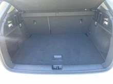 Audi Q2 35 TDI quattro Design in ibisweiß
