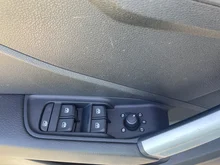 Audi Q2 35 TDI quattro Design in ibisweiß