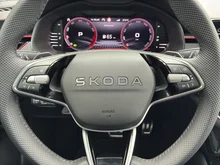 Škoda Kamiq Monte Carlo TSI ACT DSG in Graphit-Grau Metallic