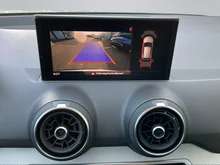 Audi Q2 35 TFSI advanced in 1X Pfeilgrau Perleffekt