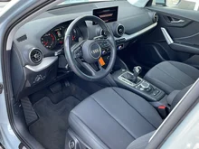 Audi Q2 35 TFSI advanced in 1X Pfeilgrau Perleffekt