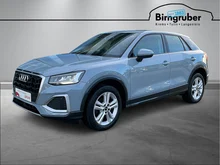 Audi Q2 35 TFSI advanced in 1X Pfeilgrau Perleffekt