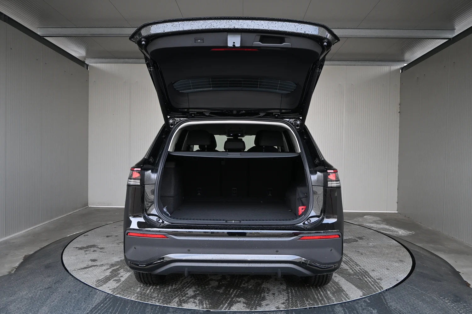 Bild eines Tayron Friends eHybrid DSG 150kW