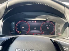 Škoda Karoq 4x4 Sportline TDI DSG in Black-Magic Perleffekt