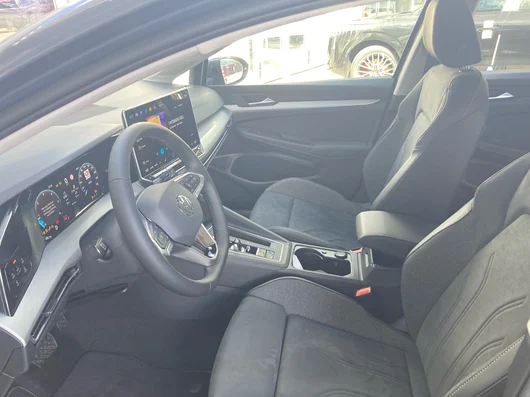 Bild eines Golf Variant Business TDI DSG