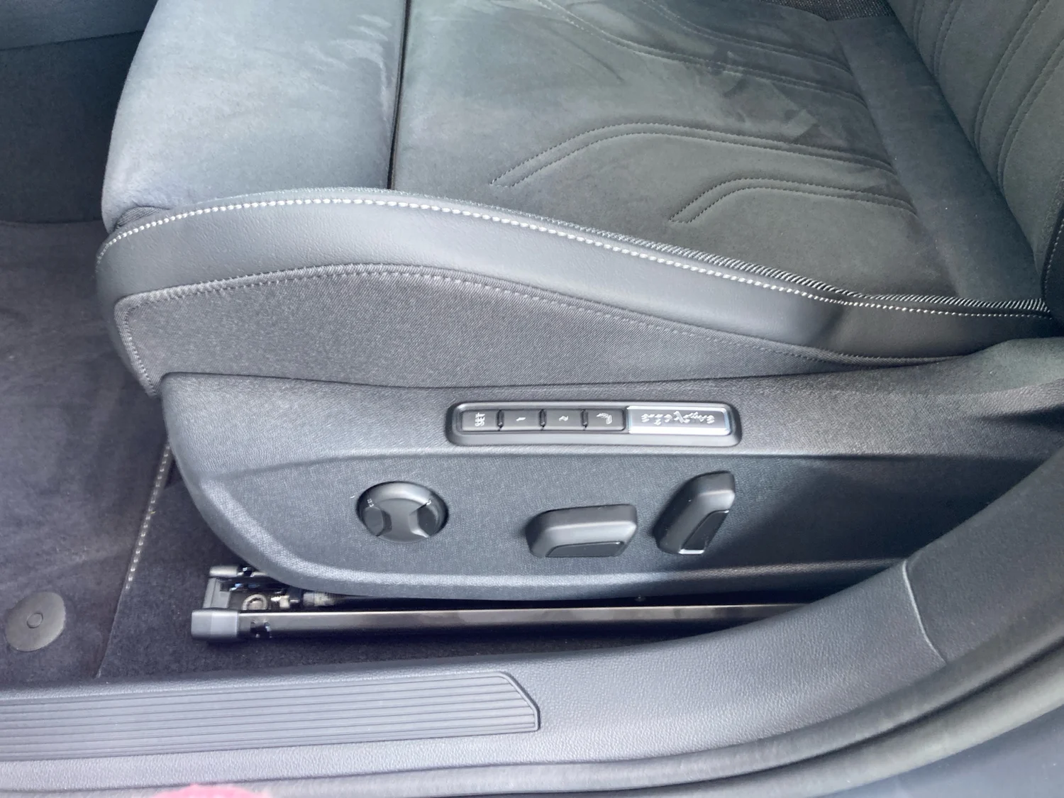 Bild eines Golf Variant Business TDI DSG