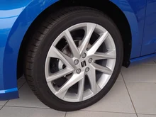 Thumbnail-Foto von Fahrzeug