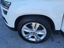 Škoda Karoq 4x4 Style TDI DSG in Alaska-Weiß